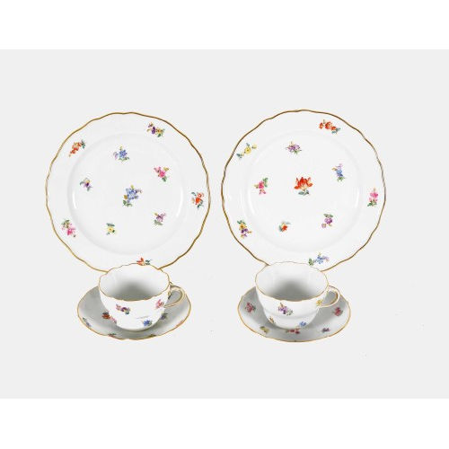 SERVICETEILE : Meissen, 19./20. Jh. (K�nigliche Porzellan Manufaktur) (DOBIASCHOFSKY AUKTIONEN AG)