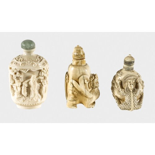 SNUFFBOTTLES : China, 20. Jh (DOBIASCHOFSKY AUKTIONEN AG)