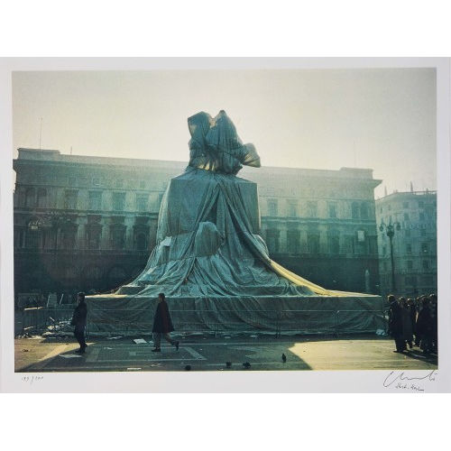 CHRISTO) CHRISTO (EIGTL. JAVACHEFF : 'Wrapped Monument to Vittorio Emanuele' (DOBIASCHOFSKY AUKTIONEN AG)