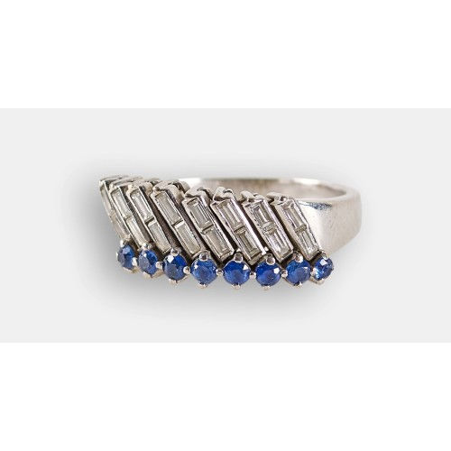 SAPHIR-DIAMANT-RING : (DOBIASCHOFSKY AUKTIONEN AG)