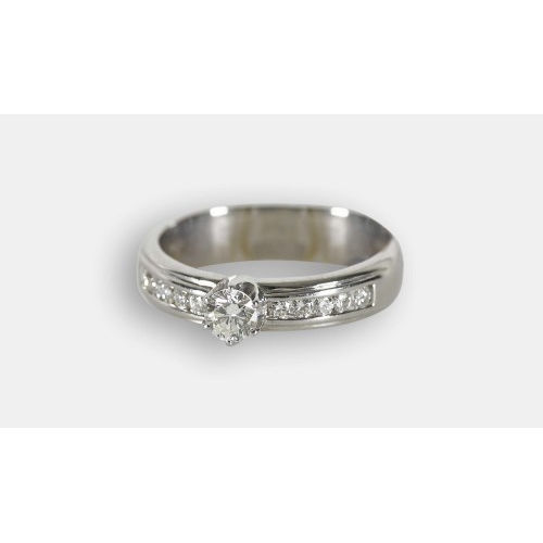 BRILLANT-RING : (DOBIASCHOFSKY AUKTIONEN AG)