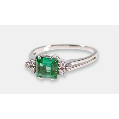 TURMALIN-DIAMANT-RING : (DOBIASCHOFSKY AUKTIONEN AG)