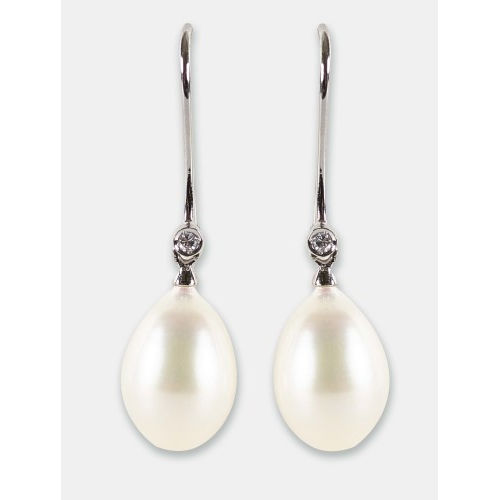 PERLEN-DIAMANT-OHRH�NGER : (DOBIASCHOFSKY AUKTIONEN AG)