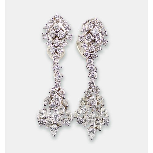 DIAMANT-OHRH�NGER : (DOBIASCHOFSKY AUKTIONEN AG)