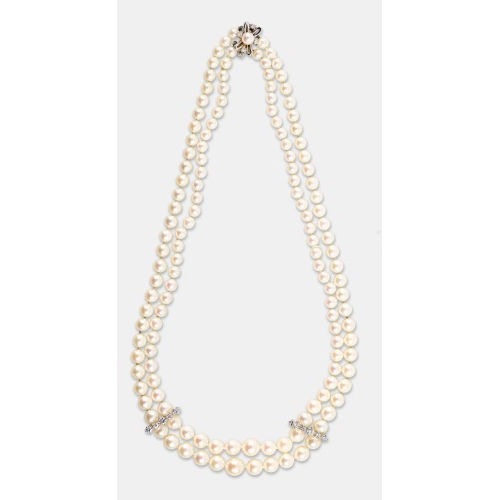 PERLEN-COLLIER : (DOBIASCHOFSKY AUKTIONEN AG)