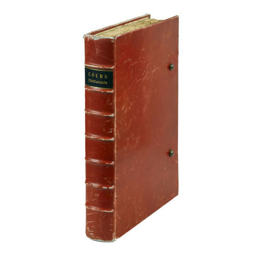 PHILIPPE-�TIENNE LAFOSSE : 'Cours d'hippiatrique, ou trait� complet de la m�decine des chevaux'. Edme, Paris 1772. In franz�sischer Sprache. Mit Frontispiz, Portr�t von Lafosse und Wappenkupfer sowie 66 teilweise mehrfach gefalteten Kupfertafeln nebst zahlreichen Vignetten. Mit Vorwort, Explication des Planches, Errata und einem Verzeichnis der Tafeln. 402 pag. S. Roter Kalbsleder-Einband mit zwei Schliessen und goldgepr�gtem R�ckentitel, Gr.-Folio (DOBIASCHOFSKY AUKTIONEN AG)