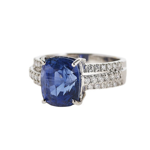 SAPHIR-BRILLANT-RING : (DOBIASCHOFSKY AUKTIONEN AG)