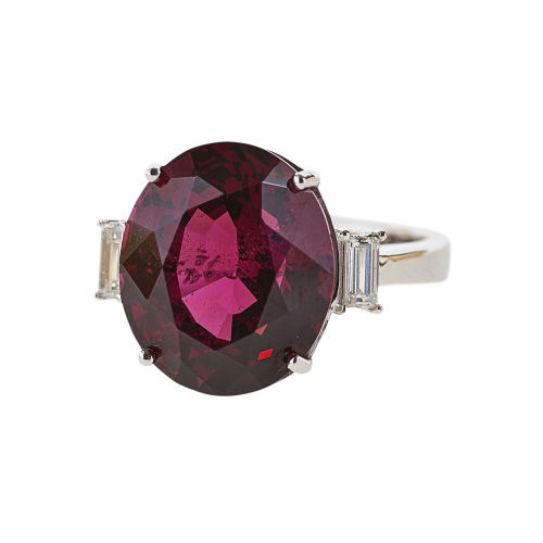 RHODOLITH-DIAMANT-RING : (DOBIASCHOFSKY AUKTIONEN AG)