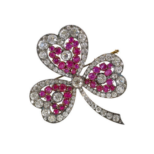 RUBIN-DIAMANT-BROSCHE : Um 1900 (DOBIASCHOFSKY AUKTIONEN AG)