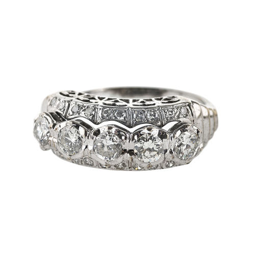 DIAMANT-RING : Um 1910 (DOBIASCHOFSKY AUKTIONEN AG)