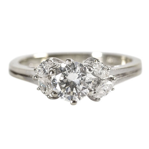 BRILLANT-RING : (DOBIASCHOFSKY AUKTIONEN AG)