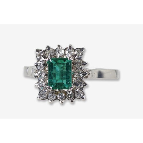 SMARAGD-DIAMANT-RING : (DOBIASCHOFSKY AUKTIONEN AG)
