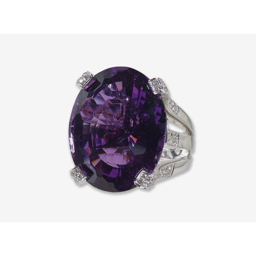 AMETHYST-BRILLANT-RING : (DOBIASCHOFSKY AUKTIONEN AG)