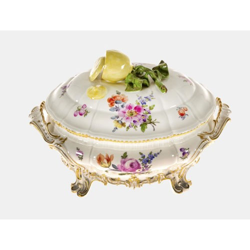 DECKELTERRINE : Nymphenburg, 20. Jh (DOBIASCHOFSKY AUKTIONEN AG)