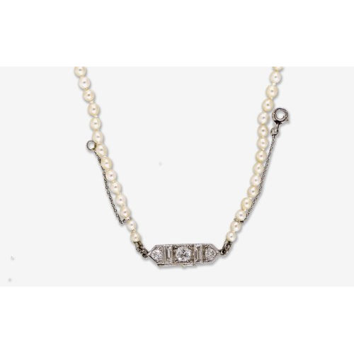 PERLEN-COLLIER : (DOBIASCHOFSKY AUKTIONEN AG)