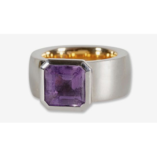 AMETHYST-RING : Noor, Pforzheim (DOBIASCHOFSKY AUKTIONEN AG)