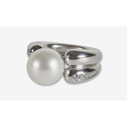 PERLEN-BRILLANT-RING : (DOBIASCHOFSKY AUKTIONEN AG)