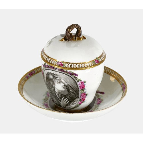 DECKELTASSE : Meissen, um 1774-1815 (K�nigliche Porzellan Manufaktur) (DOBIASCHOFSKY AUKTIONEN AG)
