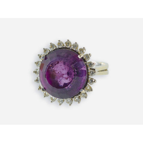 AMETHYST-BRILLANT-RING : (DOBIASCHOFSKY AUKTIONEN AG)