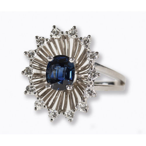 SAPHIR-BRILLANT-RING : (DOBIASCHOFSKY AUKTIONEN AG)