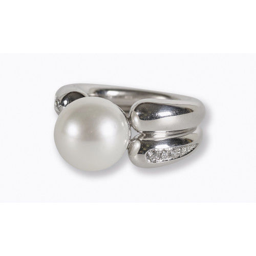 PERLEN-BRILLANT-RING : (DOBIASCHOFSKY AUKTIONEN AG)
