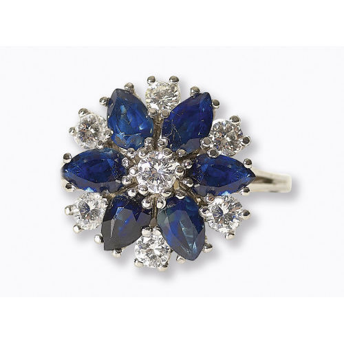 SAPHIR-BRILLANT-RING : (DOBIASCHOFSKY AUKTIONEN AG)