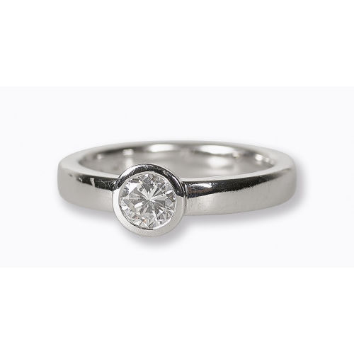 SOLITAIRE-RING : (DOBIASCHOFSKY AUKTIONEN AG)