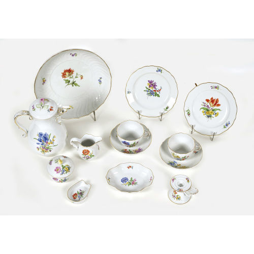 KAFFEESERVICE : Meissen, 20. Jh. (Staatliche Porzellan Manufaktur) (DOBIASCHOFSKY AUKTIONEN AG)