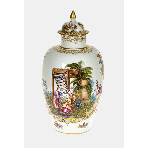 DECKELVASE : Meissen, um 1730 (K�nigliche Porzellan Manufaktur) (DOBIASCHOFSKY AUKTIONEN AG)