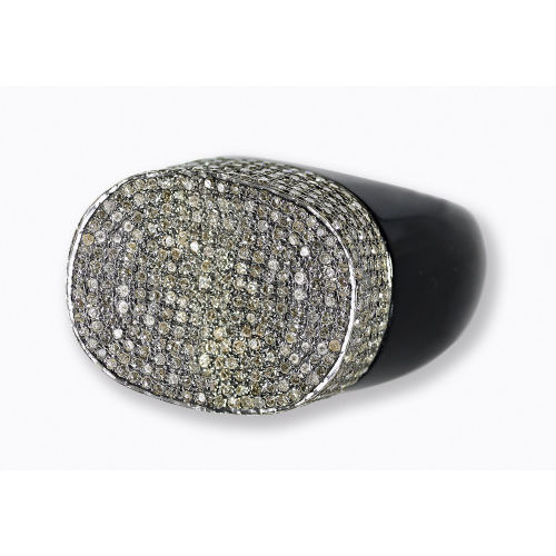 ONYX-DIAMANT-RING : (DOBIASCHOFSKY AUKTIONEN AG)