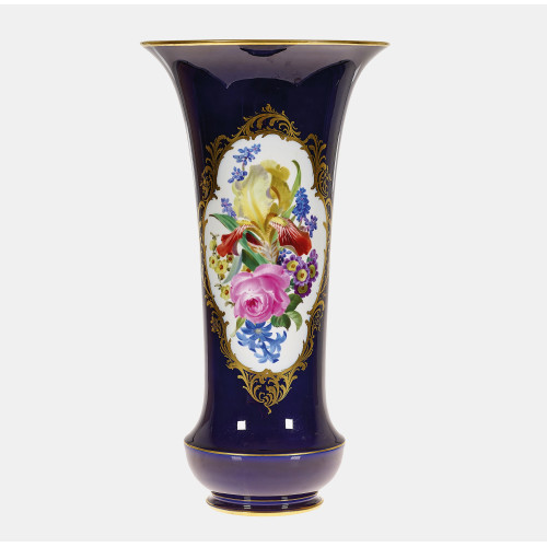 FL�TENVASE : Meissen, um 1924-1934 (Staatliche Manufaktur Meissen) (DOBIASCHOFSKY AUKTIONEN AG)