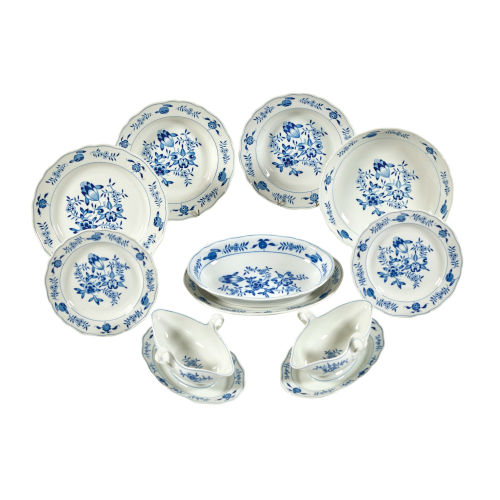 SPEISESERVICE : Meissen, 20. Jh. (Staatliche Porzellan Manufaktur) (DOBIASCHOFSKY AUKTIONEN AG)