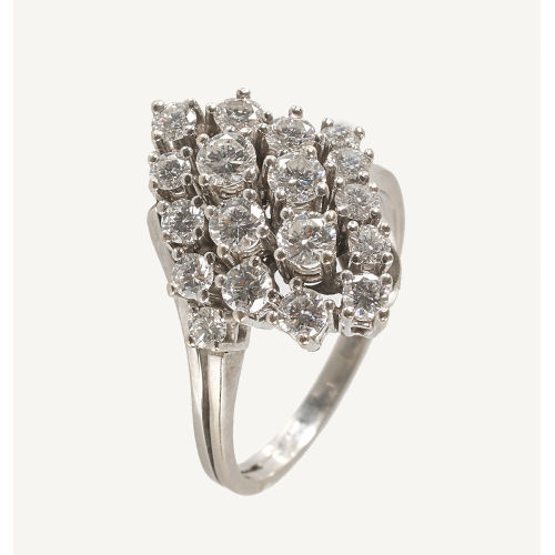 BRILLANT-RING : (DOBIASCHOFSKY AUKTIONEN AG)