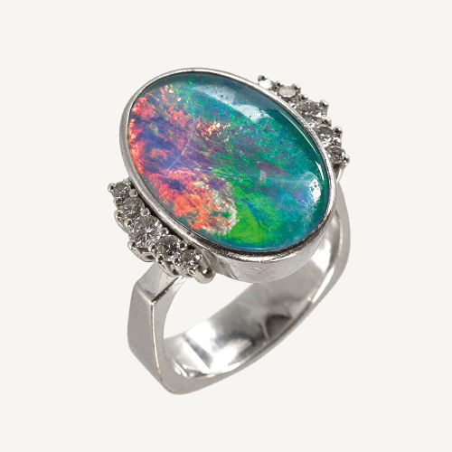 OPAL-BRILLANT-RING : (DOBIASCHOFSKY AUKTIONEN AG)