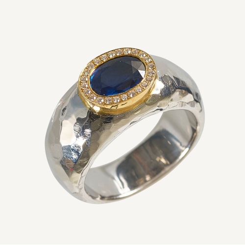 SAPHIR-DIAMANT-RING : (DOBIASCHOFSKY AUKTIONEN AG)