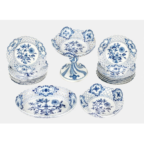 DESSERTGARNITUR : Meissen, 20. Jh. (Staatliche Porzellan Manufaktur) (DOBIASCHOFSKY AUKTIONEN AG)