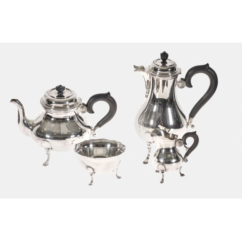 KAFFEE- UND TEESERVICE : Schaffhausen, 20. Jh. (Jezler) (DOBIASCHOFSKY AUKTIONEN AG)