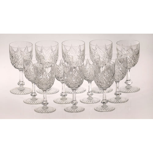 GL�SERGARNITUR : Lun�ville, 20. Jh. (Cristallerie Baccarat) (DOBIASCHOFSKY AUKTIONEN AG)