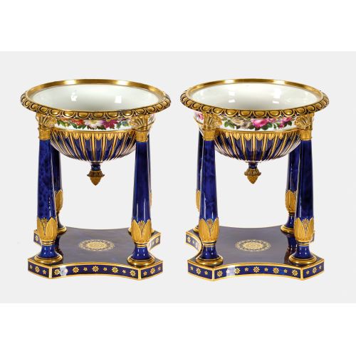 PAAR TAFELAUFS�TZE : Louis Philippe, S�vres, um 1833 (DOBIASCHOFSKY AUKTIONEN AG)