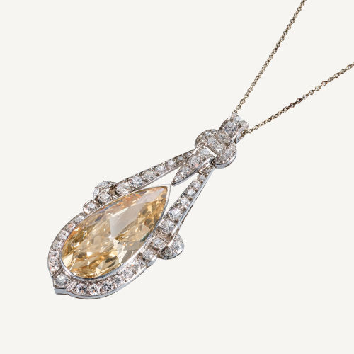 DIAMANT-ANH�NGER MIT KETTE : Art d�co, wohl Gaucherand, Paris 1930er Jahre (DOBIASCHOFSKY AUKTIONEN AG)