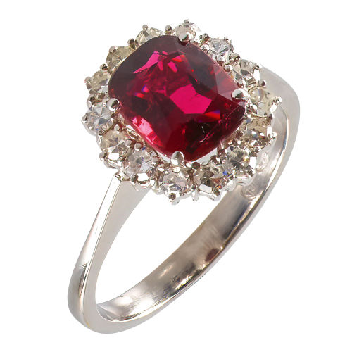 TURMALIN-DIAMANT-RING : (DOBIASCHOFSKY AUKTIONEN AG)
