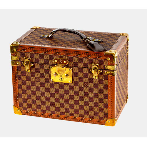 LOUIS VUITTON : Beautycase, 2. H�lfte 20. Jh (DOBIASCHOFSKY AUKTIONEN AG)