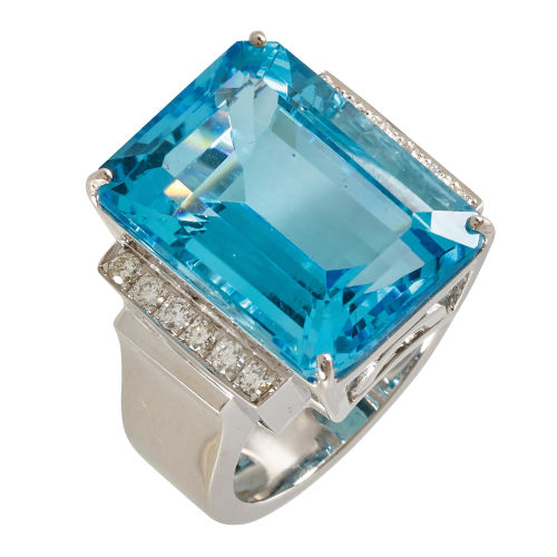 TOPAS-DIAMANT-RING : (DOBIASCHOFSKY AUKTIONEN AG)