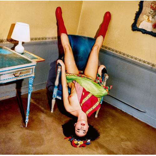 BETTINA RHEIMS : '25 Avril I, Paris' (DOBIASCHOFSKY AUKTIONEN AG)