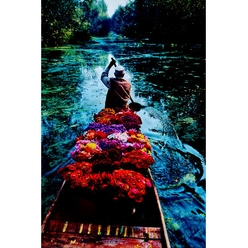 STEVE MCCURRY : 'Steve McCurry: The Iconic Photographs' (DOBIASCHOFSKY AUKTIONEN AG)