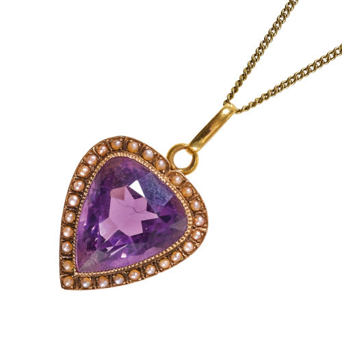 AMETHYST-PERLEN-ANHANGER MIT KETTE : (DOBIASCHOFSKY AUKTIONEN AG)