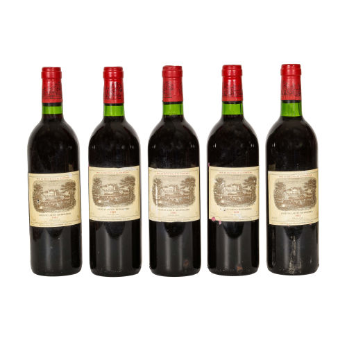 CH�TEAU LAFITE ROTHSCHILD : Pauillac, Premier Grand Cru Class�, 1981 (DOBIASCHOFSKY AUKTIONEN AG)