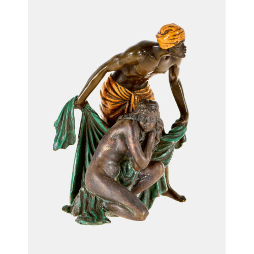 WIENER BRONZE : Kauernder weiblicher Akt mit Afrikaner (Bergmann) (DOBIASCHOFSKY AUKTIONEN AG)