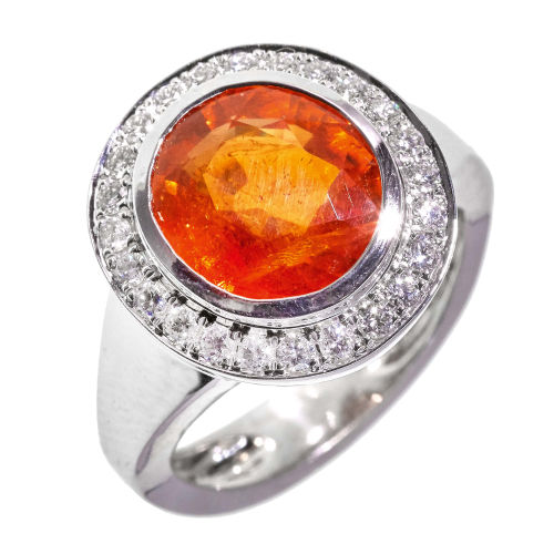GRANAT-DIAMANT-RING : (DOBIASCHOFSKY AUKTIONEN AG)