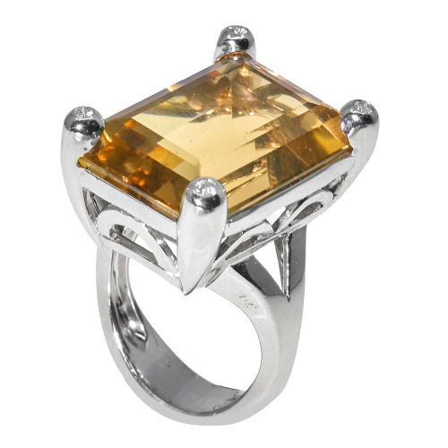QUARZ-DIAMANT-RING : (DOBIASCHOFSKY AUKTIONEN AG)